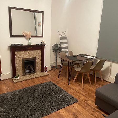 Luxury 1-Bed Apartment With Stunning City Views Perfect For Short Stays In לונדון מראה חיצוני תמונה